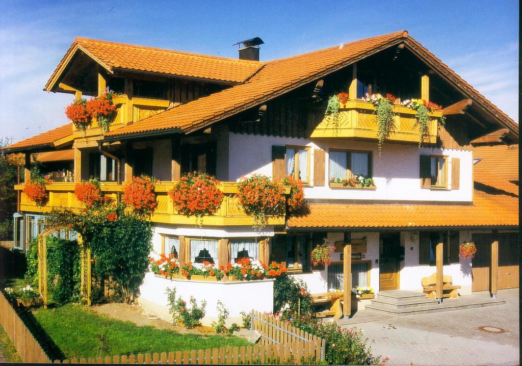 Gaestehaus Kerpf Inclusive Koenigscard Nesselwang Exterior photo